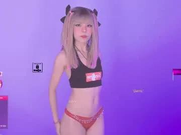 Nyvy from Chaturbate