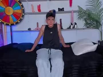 Find your cherished anal broadcaster match with our advanced interactive search and filtering options, allowing you to tailor-make your live event desires.