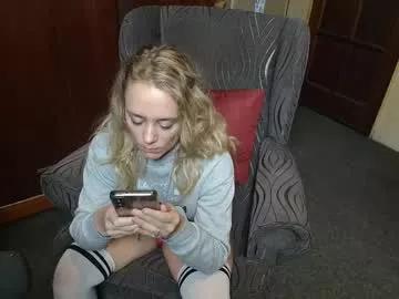 sexxxycrystali from Chaturbate