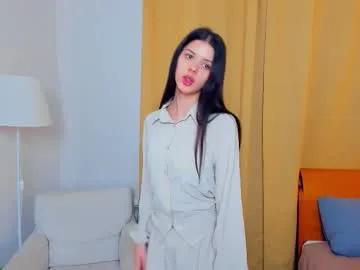 Softlyy_bold from Chaturbate