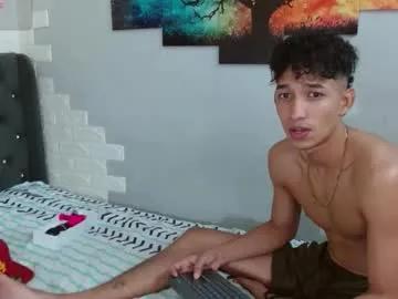 Find your cherished anal broadcaster match with our advanced interactive search and filtering options, allowing you to tailor-make your live event desires.