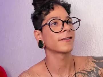 Find your cherished anal broadcaster match with our advanced interactive search and filtering options, allowing you to tailor-make your live event desires.