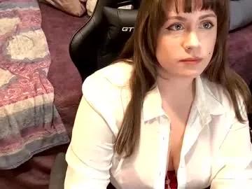 Thehappylittleslut from Chaturbate