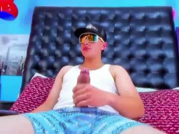 Find your cherished anal broadcaster match with our advanced interactive search and filtering options, allowing you to tailor-make your live event desires.