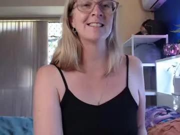 Total_aussie_milfs from Chaturbate