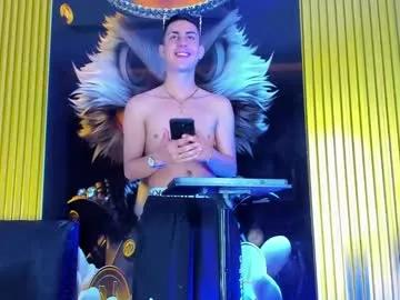 Find your cherished anal broadcaster match with our advanced interactive search and filtering options, allowing you to tailor-make your live event desires.