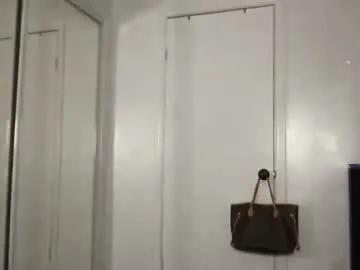 Find your cherished anal broadcaster match with our advanced interactive search and filtering options, allowing you to tailor-make your live event desires.