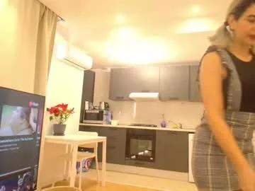 Find your cherished anal broadcaster match with our advanced interactive search and filtering options, allowing you to tailor-make your live event desires.