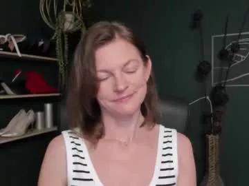 Find your cherished anal broadcaster match with our advanced interactive search and filtering options, allowing you to tailor-make your live event desires.