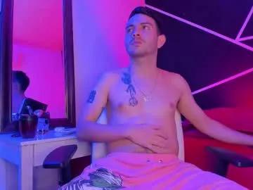 Find your cherished anal broadcaster match with our advanced interactive search and filtering options, allowing you to tailor-make your live event desires.