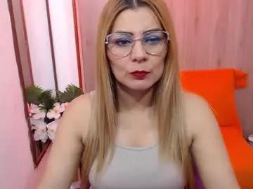 Find your cherished anal broadcaster match with our advanced interactive search and filtering options, allowing you to tailor-make your live event desires.
