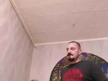 Xxxkinkycpl from Chaturbate