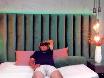 Find your cherished anal broadcaster match with our advanced interactive search and filtering options, allowing you to tailor-make your live event desires.