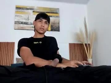 Find your cherished anal broadcaster match with our advanced interactive search and filtering options, allowing you to tailor-make your live event desires.