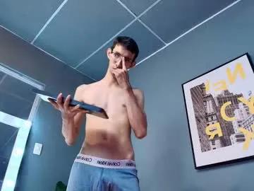 Find your cherished anal broadcaster match with our advanced interactive search and filtering options, allowing you to tailor-make your live event desires.