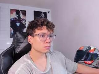 matthew_fiire from Flirt4Free