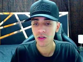 miick_johnson from Flirt4Free