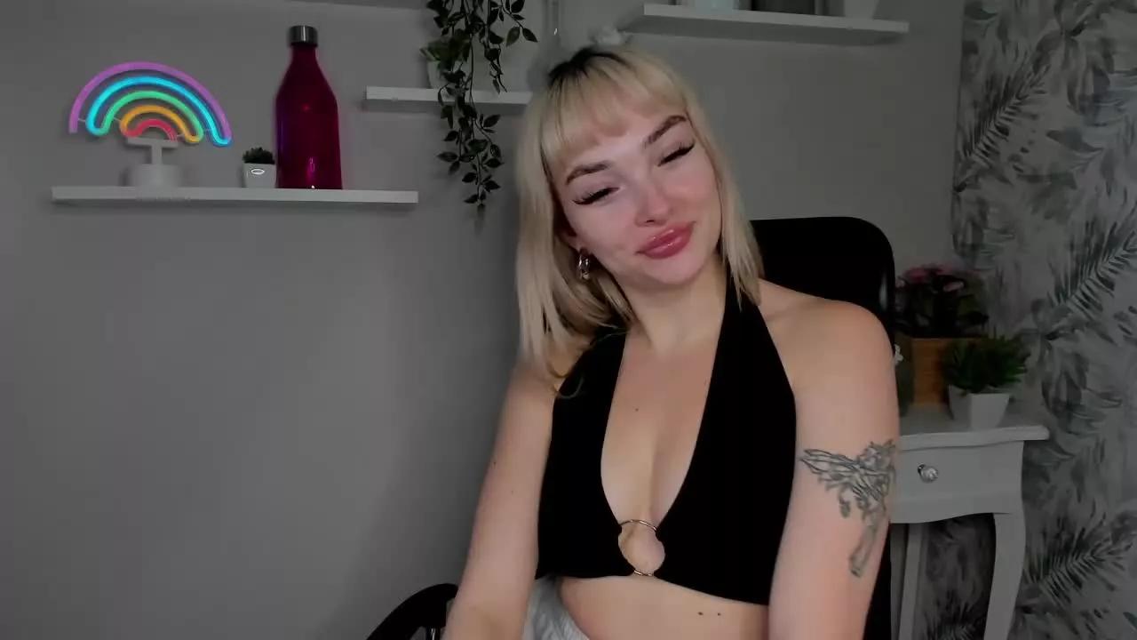 PollyDesire from Streamray
