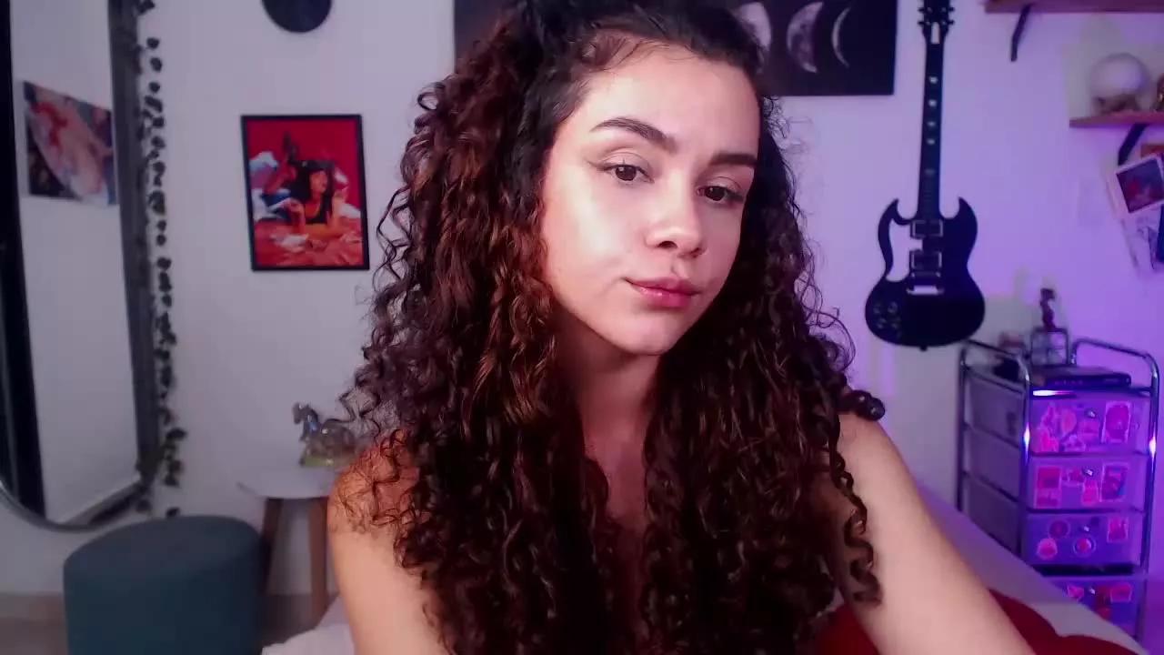 TinnyFoxxy from Streamray