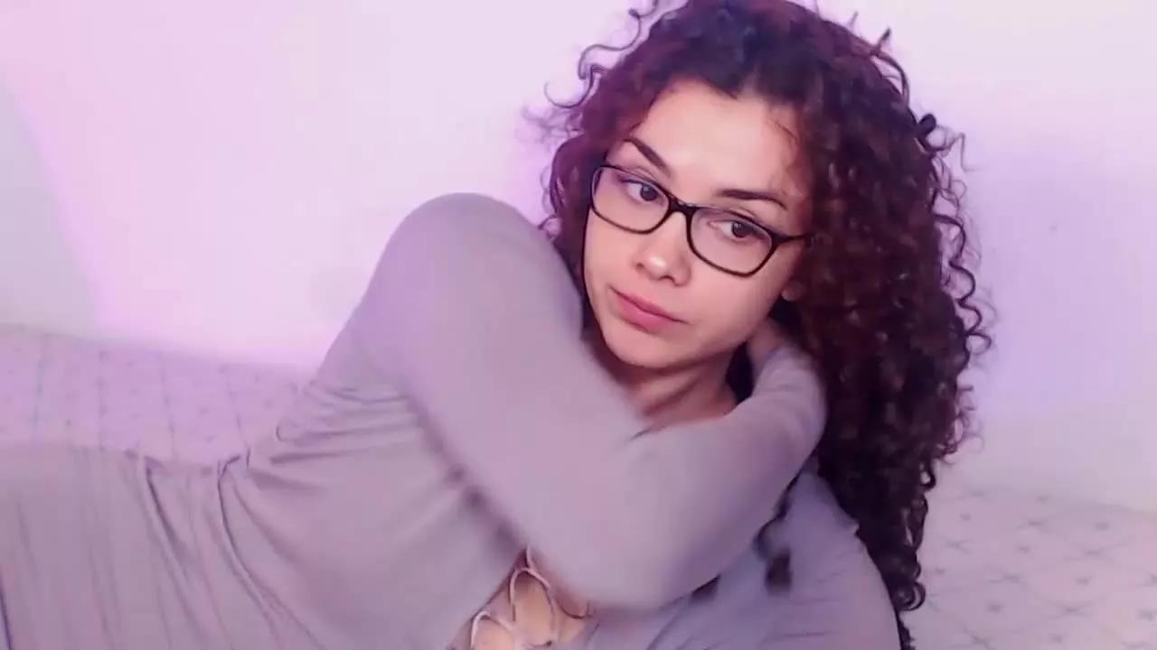 TinnyFoxxy from Streamray