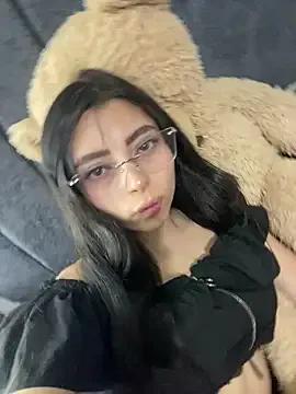 1Anya from StripChat is Freechat