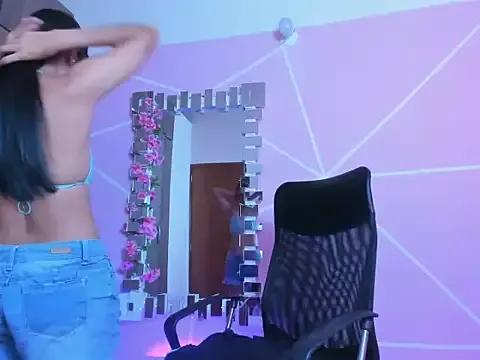 _ALLYSON18_ from StripChat is Freechat