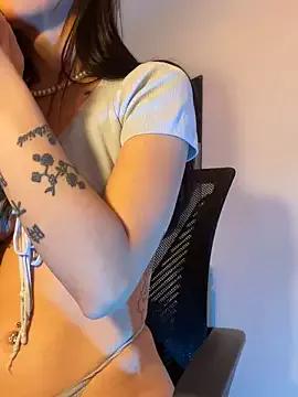 Find your cherished anal broadcaster match with our advanced interactive search and filtering options, allowing you to tailor-make your live event desires.