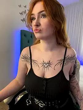 _Chlo__e from StripChat