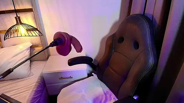 _katiuska_ from StripChat is Freechat