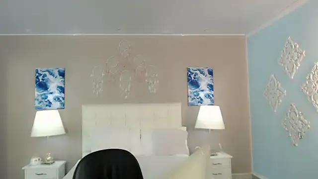 _Maddison_Ivanova_ from StripChat is Freechat