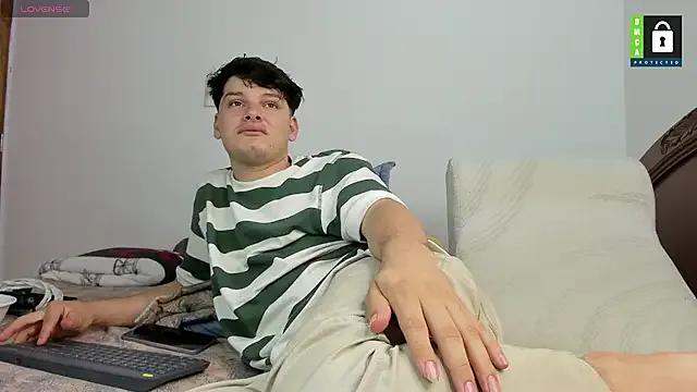 _Ottis_ from StripChat