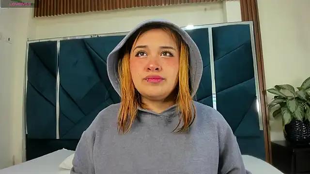 _sara_6 from StripChat is Freechat