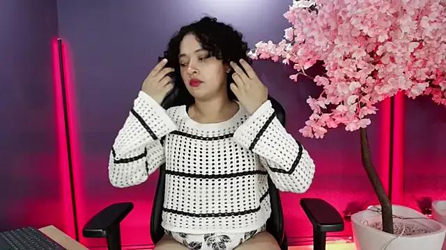 Find your cherished anal broadcaster match with our advanced interactive search and filtering options, allowing you to tailor-make your live event desires.