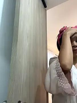 Find your cherished anal broadcaster match with our advanced interactive search and filtering options, allowing you to tailor-make your live event desires.