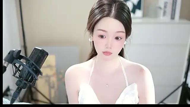 Find your cherished anal broadcaster match with our advanced interactive search and filtering options, allowing you to tailor-make your live event desires.