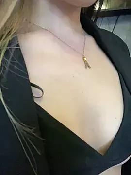 Find your cherished anal broadcaster match with our advanced interactive search and filtering options, allowing you to tailor-make your live event desires.