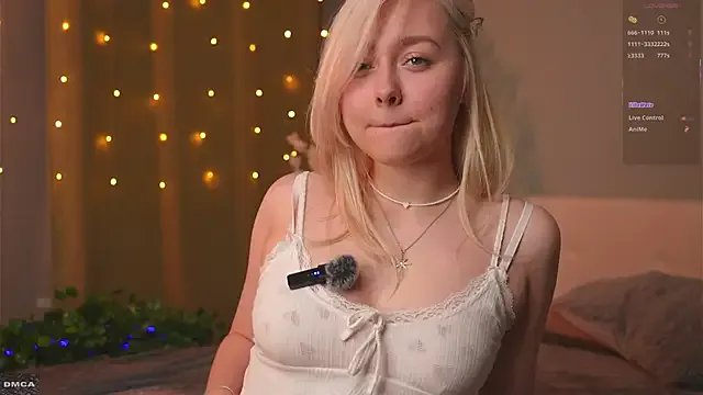 AccaCroyle on StripChat 