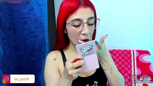Adahraa_younng from StripChat