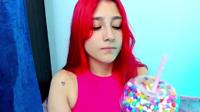 Adahraa_younng from StripChat