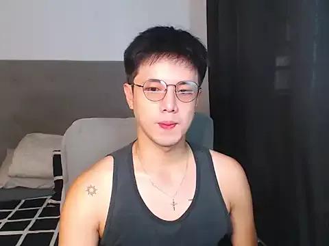 Addictiveboi from StripChat is Freechat