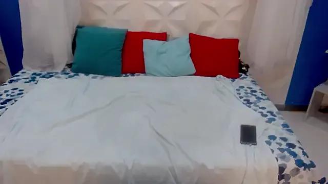 adisson_petite1 from StripChat is Freechat