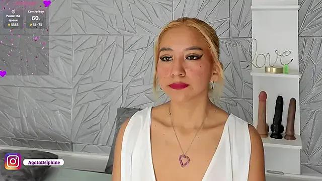 Agatadelphine from StripChat