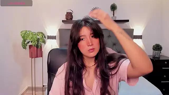 ahinoa_79 from StripChat is Freechat