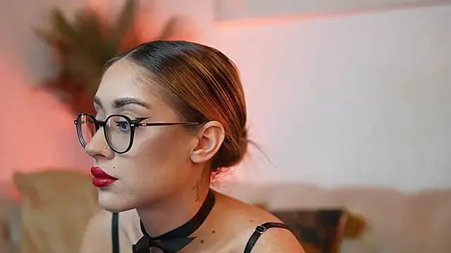 AileenKiss from StripChat is Freechat