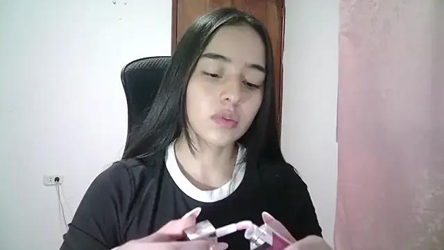 Find your cherished anal broadcaster match with our advanced interactive search and filtering options, allowing you to tailor-make your live event desires.