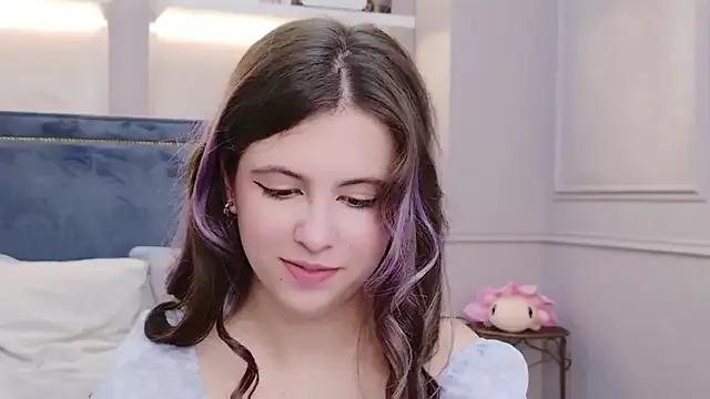 Akira_Halls from StripChat is Freechat