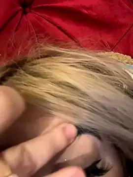 akirahattori from StripChat is Freechat