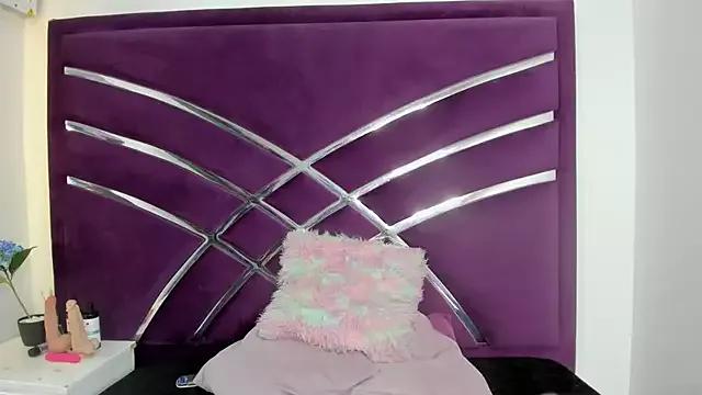 Akiraht from StripChat is Freechat