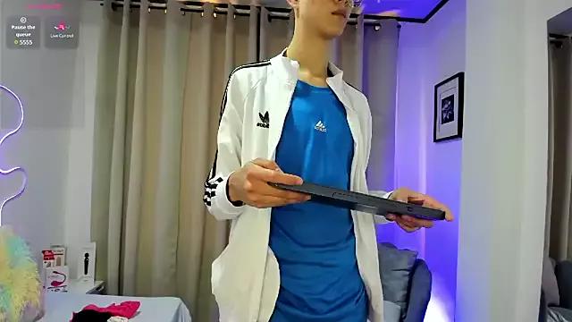 alahia_sweet from StripChat