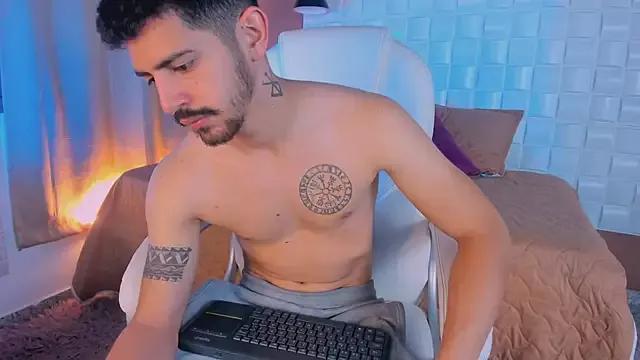 Find your cherished anal broadcaster match with our advanced interactive search and filtering options, allowing you to tailor-make your live event desires.